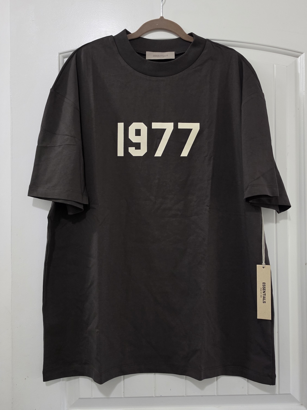 Fear of God Essentials 1977 T-Shirt Men's Size XL